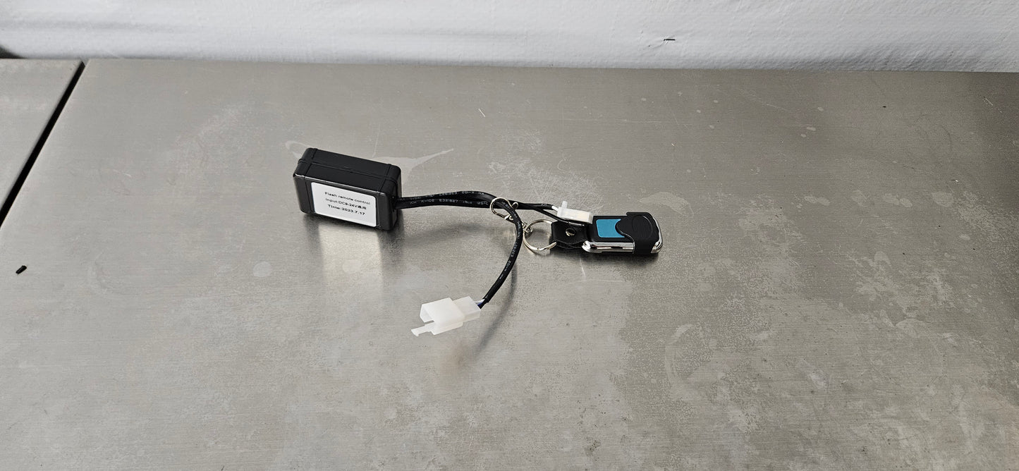 Wireless Flash and Strobe Module